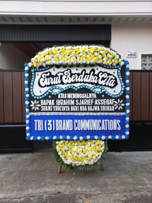 Papan Bunga Duka di Banggai Laut